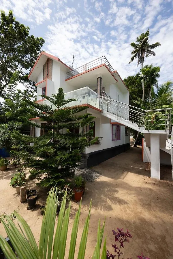 Marari Anns Casa Beach Homestay ماراريكولام